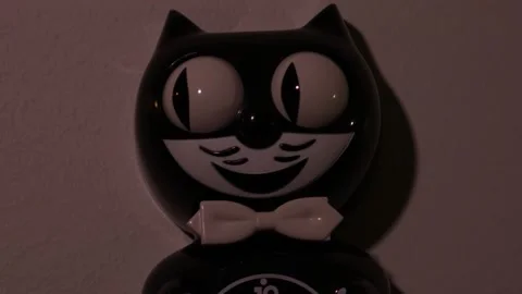 Kit Cat Clock Head Moving Eyes Stock Footage 166577157