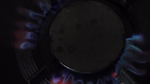 Kitchen burner flames Video stock 265098225