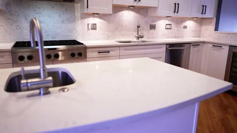 Kitchen countertop backsplash Vídeos de archivo 209683550