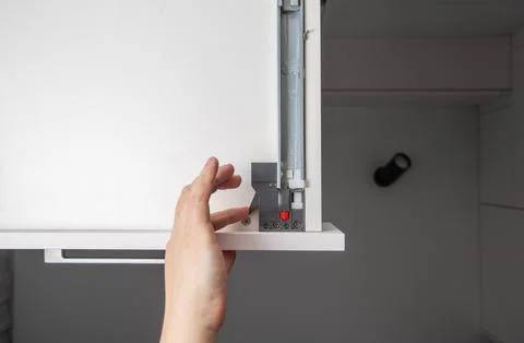 Kitchen drawer with full extension flush-mounted slides with Push to open system Foto stock