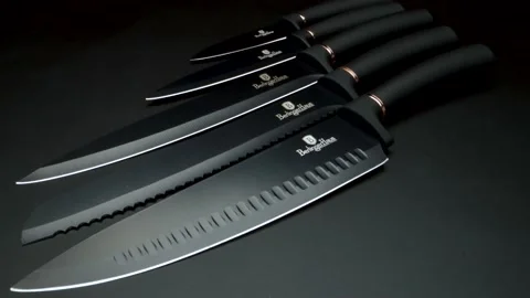 Kitchen knife, dark knife, lowlight Stockbeeldmateriaal 158085088