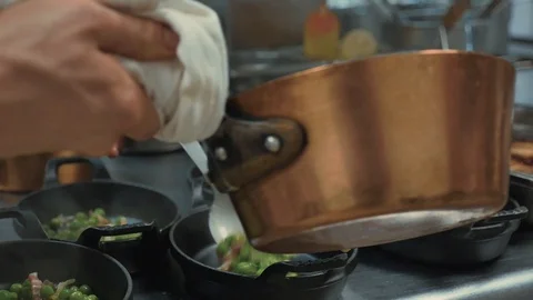 Kitchen restaurant Stock-Footage 102334068