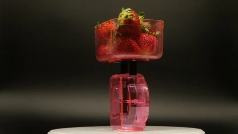 Kitchen scale full of strawberries 動画素材 108821839