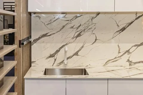 Kitchen Sink Marble Counter 스톡 사진