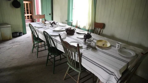 Kitchen table set in historic roadhouse hotel, 4k Stock-Footage 164343402
