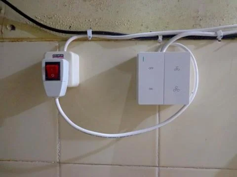 Kitchen wall-mounted switch and circuit Stock-Fotos