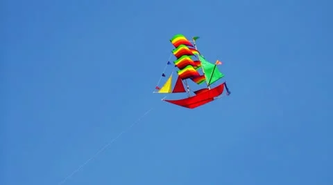 Kite in the blue sky 스톡 동영상 21266705