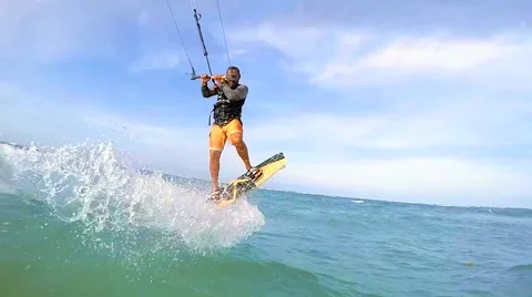 Kite boarding jump over the camera. Video stock 51774002