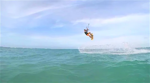 Kite boarding, jump over the camera. Video stock 51774404