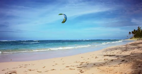 Kite boarding, jump over the camera. Video stock 51775846