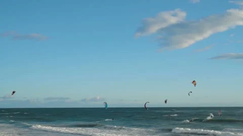 Kite surfers Stock-Footage 21991218