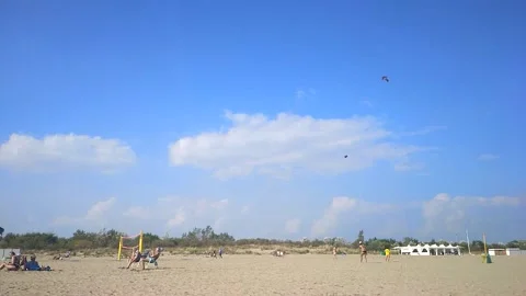 Kites on the beach timelapse Stock Footage 168522972