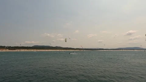 Kitesurfers in the Cabedelo beach 動画素材 343562648