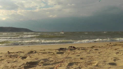 Kitesurfing on the beach, Sandy HOOK area Stockbeeldmateriaal 56462203