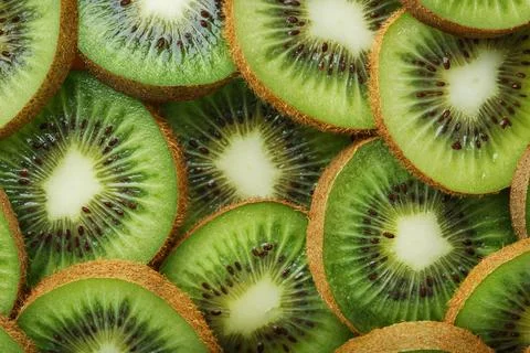 Kiwi fruit close-up wedges with a pattern in the form of a pattern. 스톡 사진