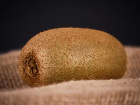 Kiwi fruit on a rustic background, ingredient for detox smoothie Foto stock
