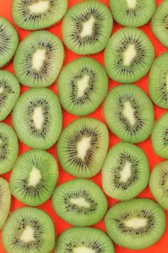 Kiwi slices Stock Photos