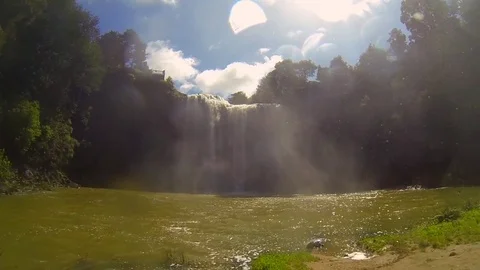 Kiwi waterfall 1 Vídeo Stock 83479548