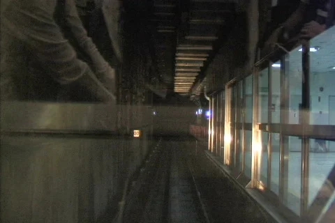 KL MRT LeavingTunnel 480 스톡 동영상 133651