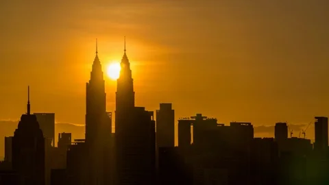 KLCC Day Sun Timelapse 動画素材 104967687