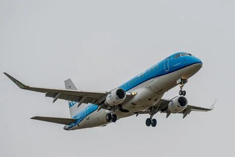 KLM Cityhopper Embraer E175STD PH-EXT Landing Stock Photos