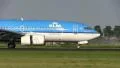 KLM close-up landing HD Footage