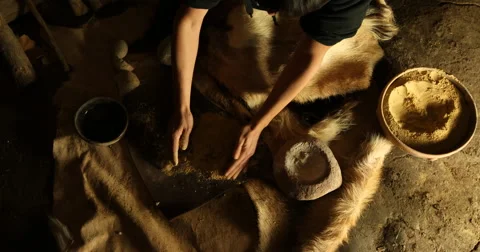 Kneading clay by hand 動画素材 61266738