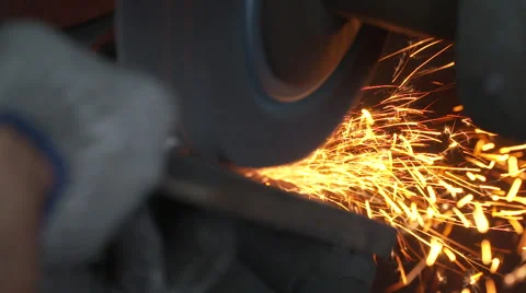 Knife whetting with a sharpening tool - a close up full of sparkles 動画素材 62788628