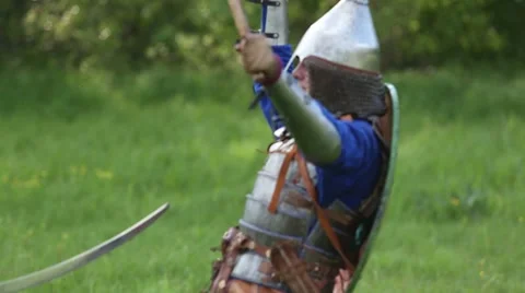 Knight fighting with swords 動画素材 62802165