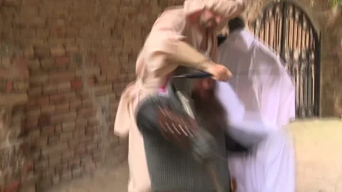 Knight Templar and Arab warriors battle Stock Footage 140599146