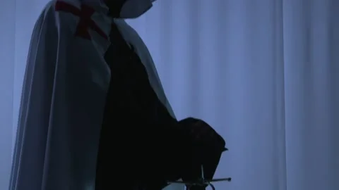 Knight Templar panning Stock Footage 140518488