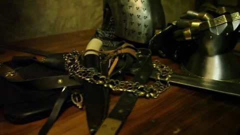 Knight's armour and weapons Video stock 82115158