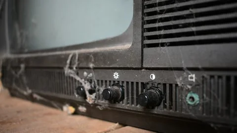 Knobs for adjusting brightness and contrast on a retro TV 스톡 동영상 137743190