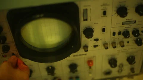Knobs buttons touching government surplus lab 스톡 동영상 22710187