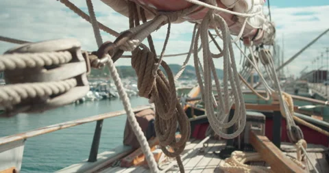 Knots of an ancient sailing ship Stock Footage 142804245