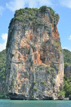 Ko phi phi thailand rocks blue water boat trip Stock Photos