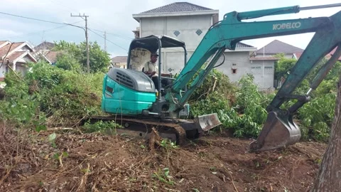 A Kobelco excavator Video stock 227257334