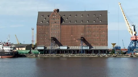 Koenigsberg harbor elevator on on bay shore. Video stock 111313444