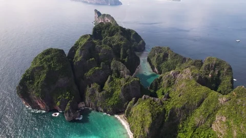 Koh Phi Phi Lee panoramic aerial of Maya Bay and Phi Leh Bay. High quality 4k Stock Footage 310174147