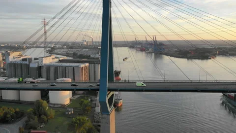 Köhlbrandbridge Video stock 133630829