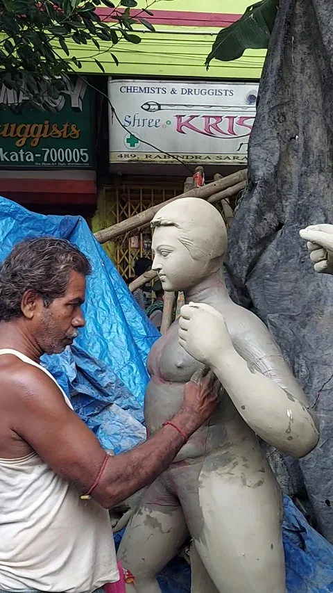 Kolkata’s famous idol-making Stock Footage 346087386