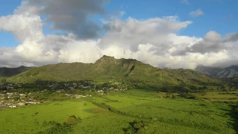 Koloa town below a rugged green ridge on Kauai, Hawaii 库存影片 96046168