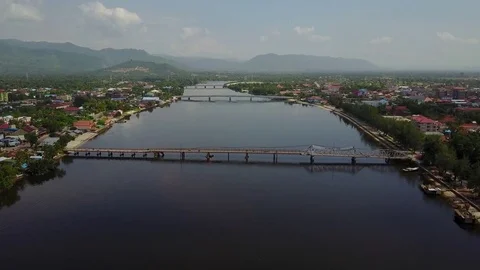 Kompot Old bridge, Cambodia Stock Footage 77298030