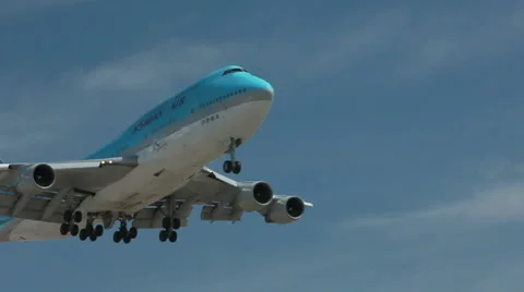KOREAN AIR 747 LANDING Stock Footage