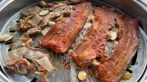 Korean BBQ on grill 動画素材 244908141