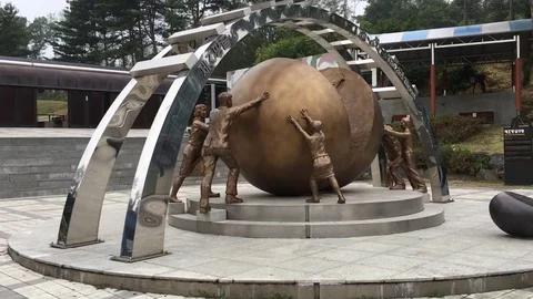 Korean DMZ Statue 库存影片 82873881