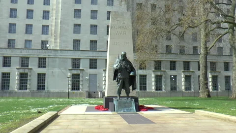 Korean War Memorial with Statue in Central London Stock Footage 238744803
