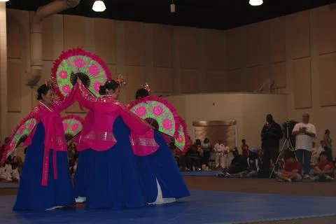 KoreanDancing Stock Photos