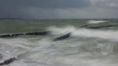 KOROLAND-Waves-1480 Stock Photos