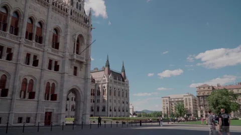 Kossuth square Budapest Parlament and Museum of Ethnography 库存影片 92550557